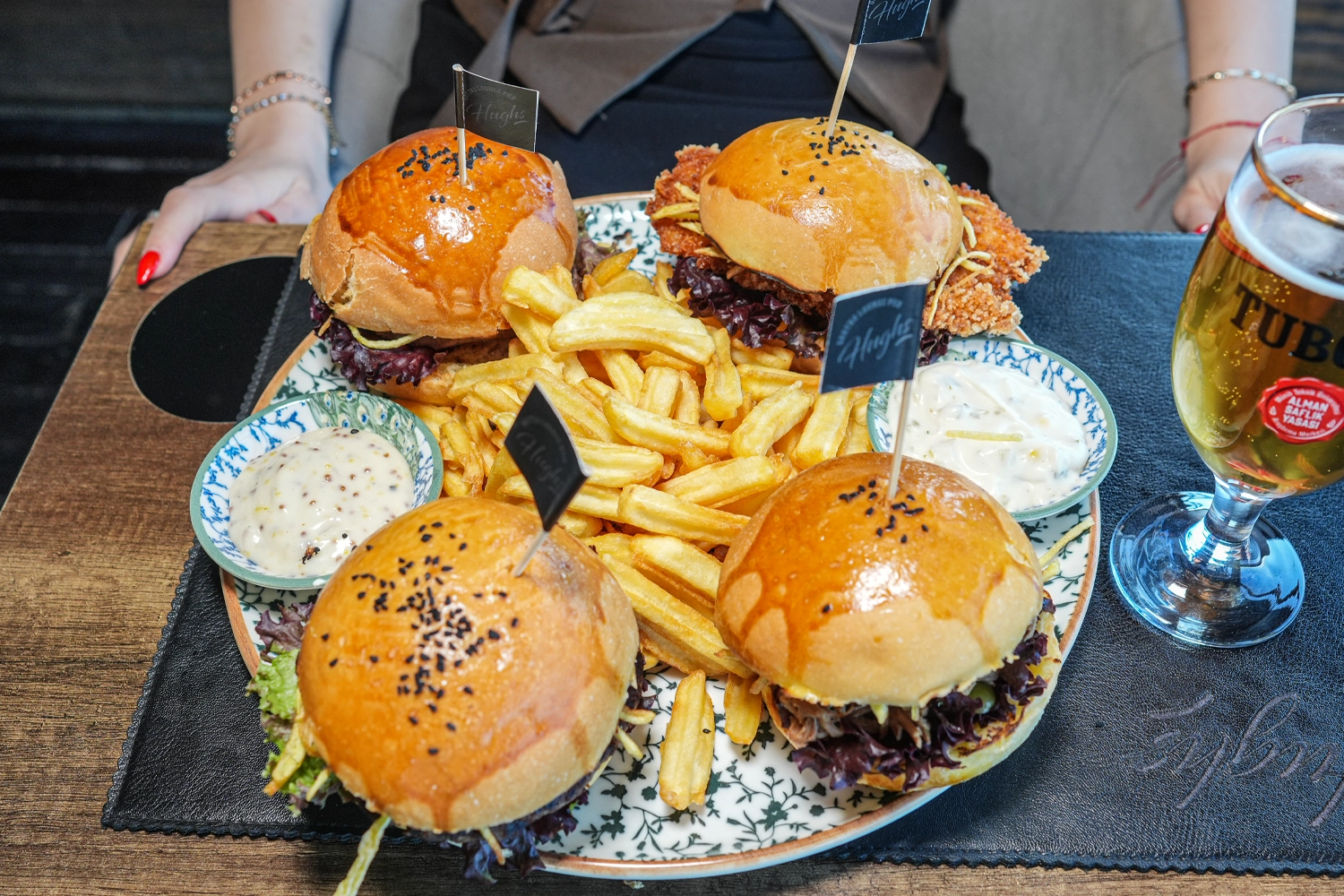 Dörtlü Burger Şöleni